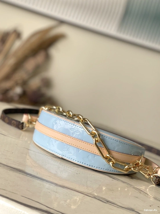 Croissant PM VUITTON LOUIS 0323